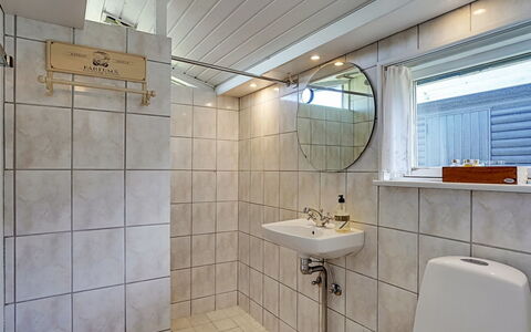 Afrim - 694M from the Sea: Loodgieterswerkinrichting, Flooring, Badkamer, Verdieping, Wastafel In De Badkamer, Wastafel, Plafond, Interieur Ontwerp, Kraan, Loodgieter