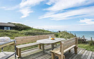 Grazian - 50M from the Sea