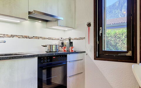 Dorenavant: Keuken, Toestel Van De Keuken, Countertop, Major Appliance, Flooring, Interieur Ontwerp, Cabinetry, Huishoudapparatuur, Huis, Verdieping