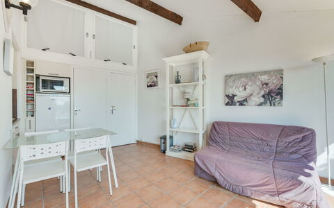 La Croix-Valmer 600: Kamer, Eigendom, Meubilair, Bed, Slaapkamer, Gebouw, Huis, Interieur Ontwerp, Verdieping, Onroerend Goed