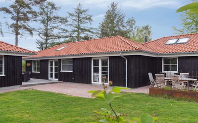 Ribanna - 650M from the Sea