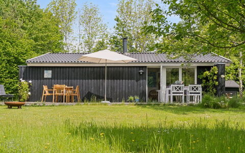 Ilsabet - 750M from the Sea: Hout, Dak, Architectuur, Huis, Huis, Verblijf, Siding, Hardwood, Helling, Landgoed