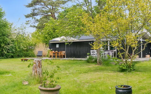 Ilsabet - 750M from the Sea: Hout, Dak, Architectuur, Huis, Huis, Verblijf, Siding, Hardwood, Helling, Landgoed
