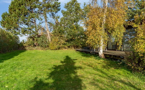 Erikka - 300M to the Fjord: Blauw, Struik, Verblijf, Groundcover, Tuin, Landgoed, Schaduw, Landscaping, Boerderij, Eco Hotel