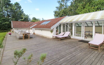 Erly - 500M from the Sea