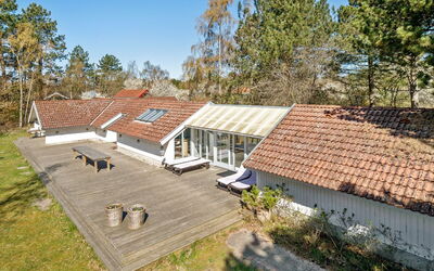 Erly - 500M from the Sea