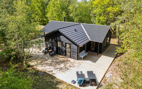 Miljanka - 175M from the Sea: Dak, Huis, Land Lot, Huis, Verblijf, Landgoed, Garden Gebouwen, Schaduw, Blokhut, Landscaping