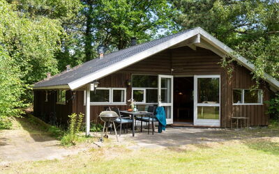 Kerrin - 300M from the Sea