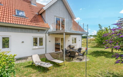 Ettie - 6Km from the Sea: Blauw, Huis, Huis, Dak, Woongebied, Wolk, Verblijf, Land Lot, Landgoed, Boerderij