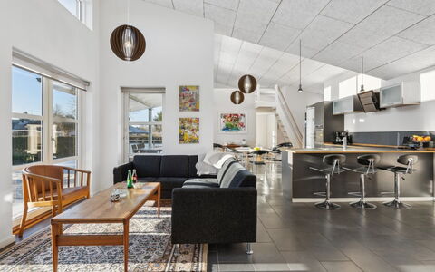 Bjerne - 200M from the Sea: Meubilair, Interieur Ontwerp, Flooring, Hout, Verdieping, Plafond, Houten Vloer, Stoel, Tafel, Verlichting