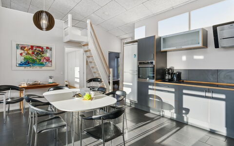 Bjerne - 200M from the Sea: Meubilair, Interieur Ontwerp, Flooring, Hout, Verdieping, Plafond, Houten Vloer, Stoel, Tafel, Verlichting