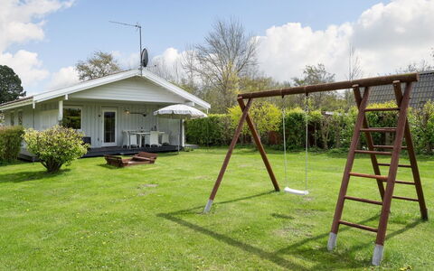 Erva - 495M from the Sea: Dak, Huis, Huis, Verblijf, Siding, Landgoed, Oprit, Garden Gebouwen, Werf, Schuur