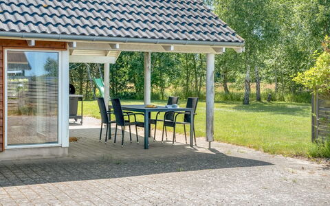Vilvi - 500M from the Sea: Dak, Huis, Huis, Verblijf, Siding, Landgoed, Oprit, Garden Gebouwen, Werf, Schuur