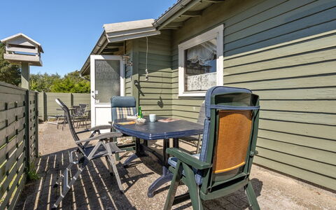 Maelle - 600M from the Sea: Dak, Huis, Huis, Verblijf, Siding, Landgoed, Oprit, Garden Gebouwen, Werf, Schuur