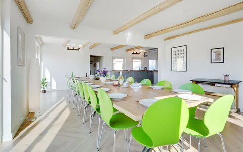 Rouwen - 1Km from the Sea: Dak, Huis, Huis, Verblijf, Deur, Siding, Dek, Veranda, Plank, Hardwood