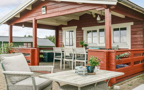 Topi - 15M from the Sea: Blauw, Struik, Verblijf, Groundcover, Tuin, Landgoed, Schaduw, Landscaping, Boerderij, Eco Hotel