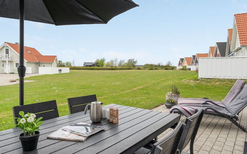 Askan - 200M from the Sea: Woongebied, Dak, Voorstad, Oprit, Landgoed, Schoorsteen