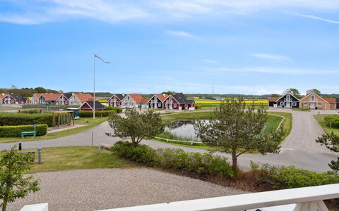Matleena - 200M from the Sea: Blauw, Struik, Verblijf, Groundcover, Tuin, Landgoed, Schaduw, Landscaping, Boerderij, Eco Hotel