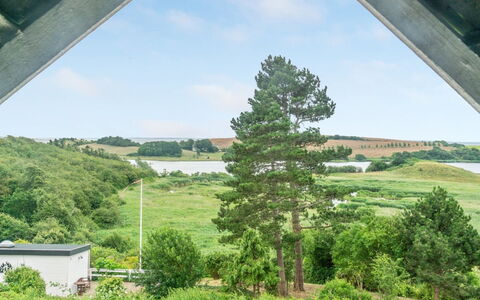 Chayton - 450M from the Sea: Woongebied, Dak, Voorstad, Oprit, Landgoed, Schoorsteen