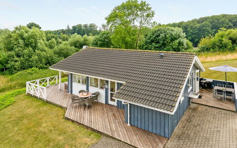 Sisko - 600M from the Sea: Dak, Huis, Verblijf, Landgoed, Hardwood, Ontwerp, Boerderij, Siding, Garden Gebouwen, Veranda