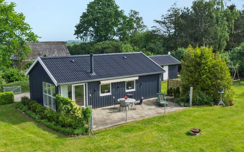 Locan - 1.2Km from the Sea: Dak, Huis, Huis, Verblijf, Siding, Landgoed, Oprit, Garden Gebouwen, Werf, Schuur