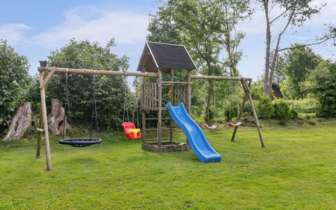 Locan - 1.2Km from the Sea: Dak, Huis, Huis, Verblijf, Siding, Landgoed, Oprit, Garden Gebouwen, Werf, Schuur