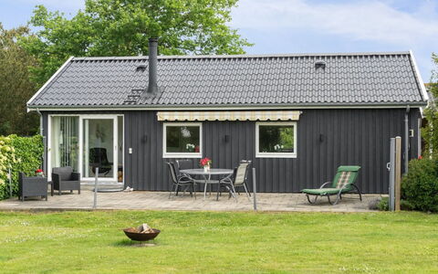 Locan - 1.2Km from the Sea: Dak, Huis, Huis, Verblijf, Siding, Landgoed, Oprit, Garden Gebouwen, Werf, Schuur