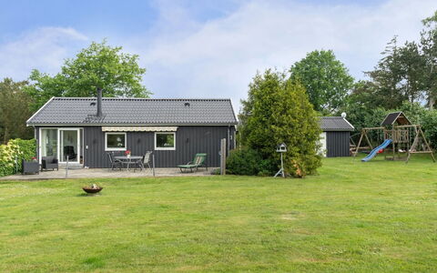Locan - 1.2Km from the Sea: Dak, Huis, Huis, Verblijf, Siding, Landgoed, Oprit, Garden Gebouwen, Werf, Schuur