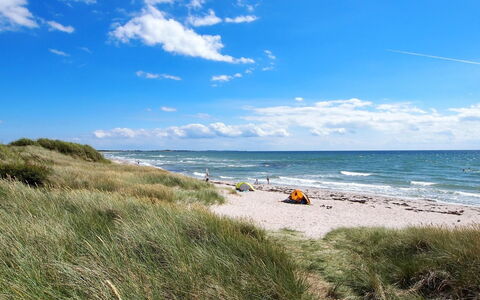 Emin - 100M from the Sea: Blauw, Kust, Strand, Zee, Horizon, Kust En Oceanic Landvormen, Zomer, Kust, Oceaan, Vakantie
