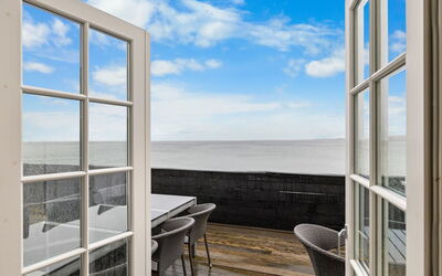 Terina - 5M from the Sea
