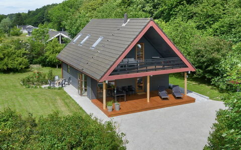 Jorith - 550M from the Sea