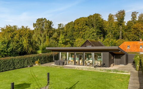 Sebbi - 90M from the Sea: Dak, Huis, Huis, Architectuur, Woongebied, Land Lot, Verblijf, Tuin, Boerderij, Landgoed