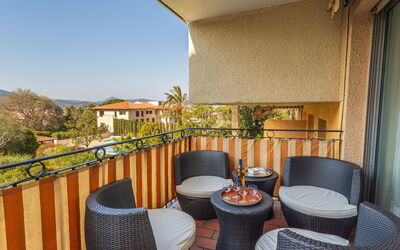 Saint-Tropez 550