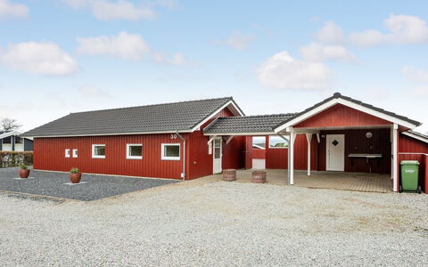 Henrijette - 200M from the Sea: Huis, Dak, Huis, Verblijf, Landgoed, Deur, Veranda, Siding, Boerderij, Schaduw