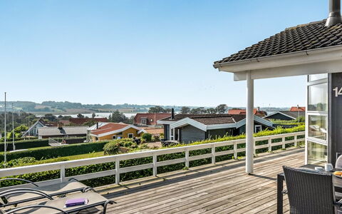Maj - 150M from the Sea: Meubilair, Interieur Ontwerp, Flooring, Hout, Verdieping, Plafond, Houten Vloer, Stoel, Tafel, Verlichting