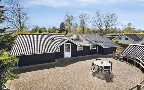 Petrus - 750M from the Sea