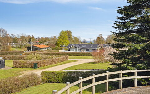 Petrus - 750M from the Sea: Meubilair, Interieur Ontwerp, Flooring, Hout, Verdieping, Plafond, Houten Vloer, Stoel, Tafel, Verlichting