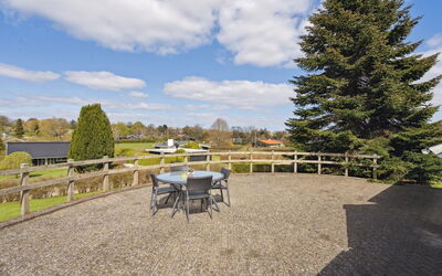 Petrus - 750M from the Sea
