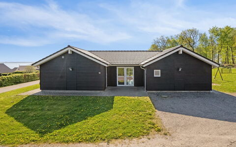Tenaya - 200M from the Sea: Woongebied, Dak, Voorstad, Oprit, Landgoed, Schoorsteen