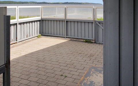 Melia - 50M to the Fjord: Hout, Dak, Architectuur, Huis, Huis, Verblijf, Siding, Hardwood, Helling, Landgoed