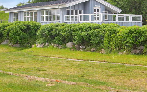 Melia - 50M to the Fjord: Hout, Dak, Architectuur, Huis, Huis, Verblijf, Siding, Hardwood, Helling, Landgoed