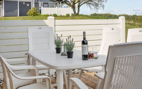 Alya - 200M from the Sea: Blauw, Struik, Verblijf, Groundcover, Tuin, Landgoed, Schaduw, Landscaping, Boerderij, Eco Hotel
