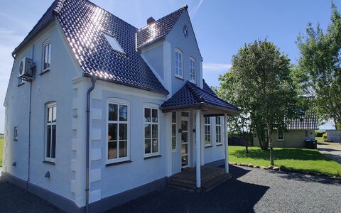 Juuso - 20Km from the Sea: Dak, Huis, Huis, Verblijf, Deur, Siding, Dek, Veranda, Plank, Hardwood