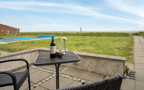 Annagrete - 12Km from the Sea: Woongebied, Dak, Voorstad, Oprit, Landgoed, Schoorsteen