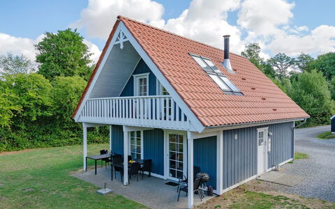 Fausta - 150M to the Fjord: Huis, Huis, Dak, Woongebied, Verblijf, Landgoed, Boerderij, Gazon, Landscaping, Siding