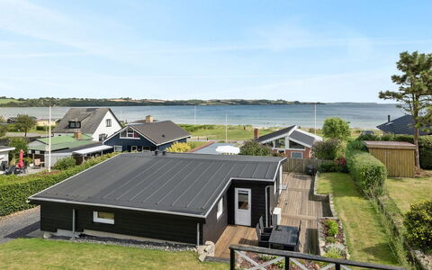 Elain - from the Sea: Huis, Dak, Huis, Verblijf, Landgoed, Siding, Veranda