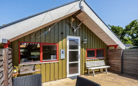 Ofelia - 500M to the Fjord: Meubilair, Interieur Ontwerp, Flooring, Hout, Verdieping, Plafond, Houten Vloer, Stoel, Tafel, Verlichting