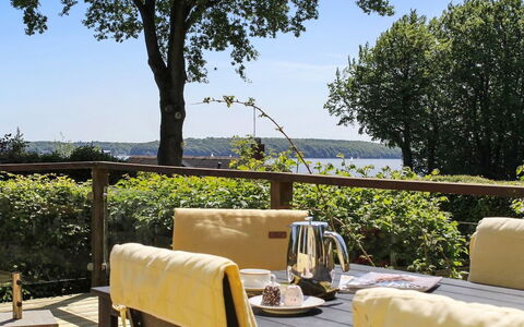 Engelke - 150M from the Sea: Woongebied, Dak, Voorstad, Oprit, Landgoed, Schoorsteen