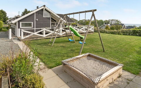 Annvy - 200M from the Sea: Meubilair, Interieur Ontwerp, Flooring, Hout, Verdieping, Plafond, Houten Vloer, Stoel, Tafel, Verlichting