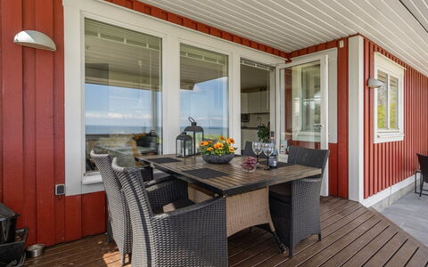 Anastacia - 75M from the Sea: Huis, Huis, Dak, Woongebied, Verblijf, Landgoed, Boerderij, Gazon, Landscaping, Siding